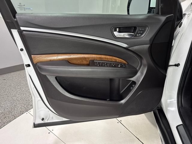Used 2020 Acura MDX w/ Technology Package FWD image 13