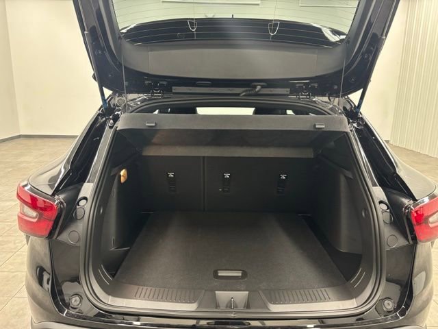 New 2026 Chevrolet Trax RS w/ Driver Confidence Package image 7