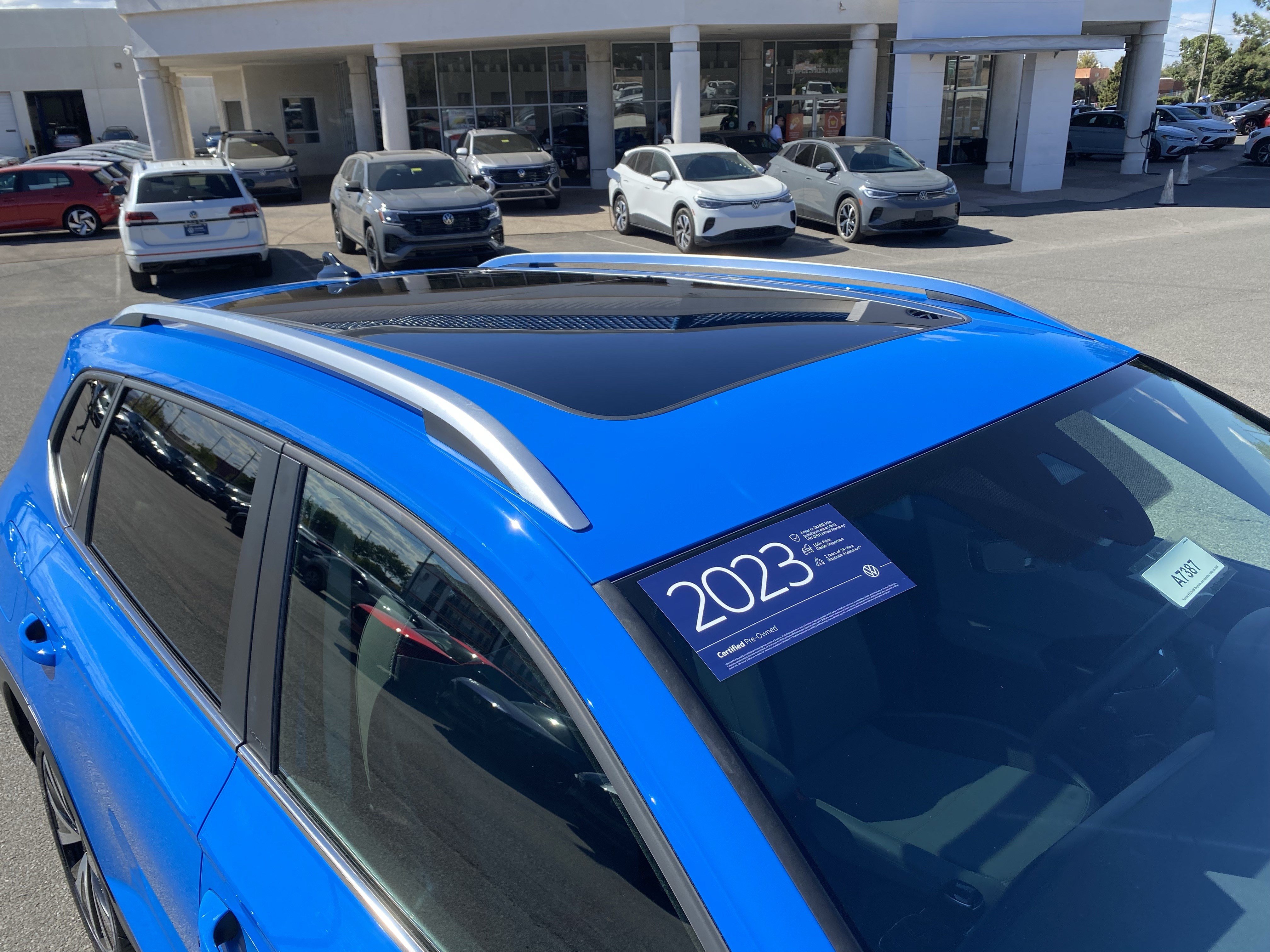 Certified 2023 Volkswagen Taos SE w/ Panoramic Sunroof Package FWD image 10
