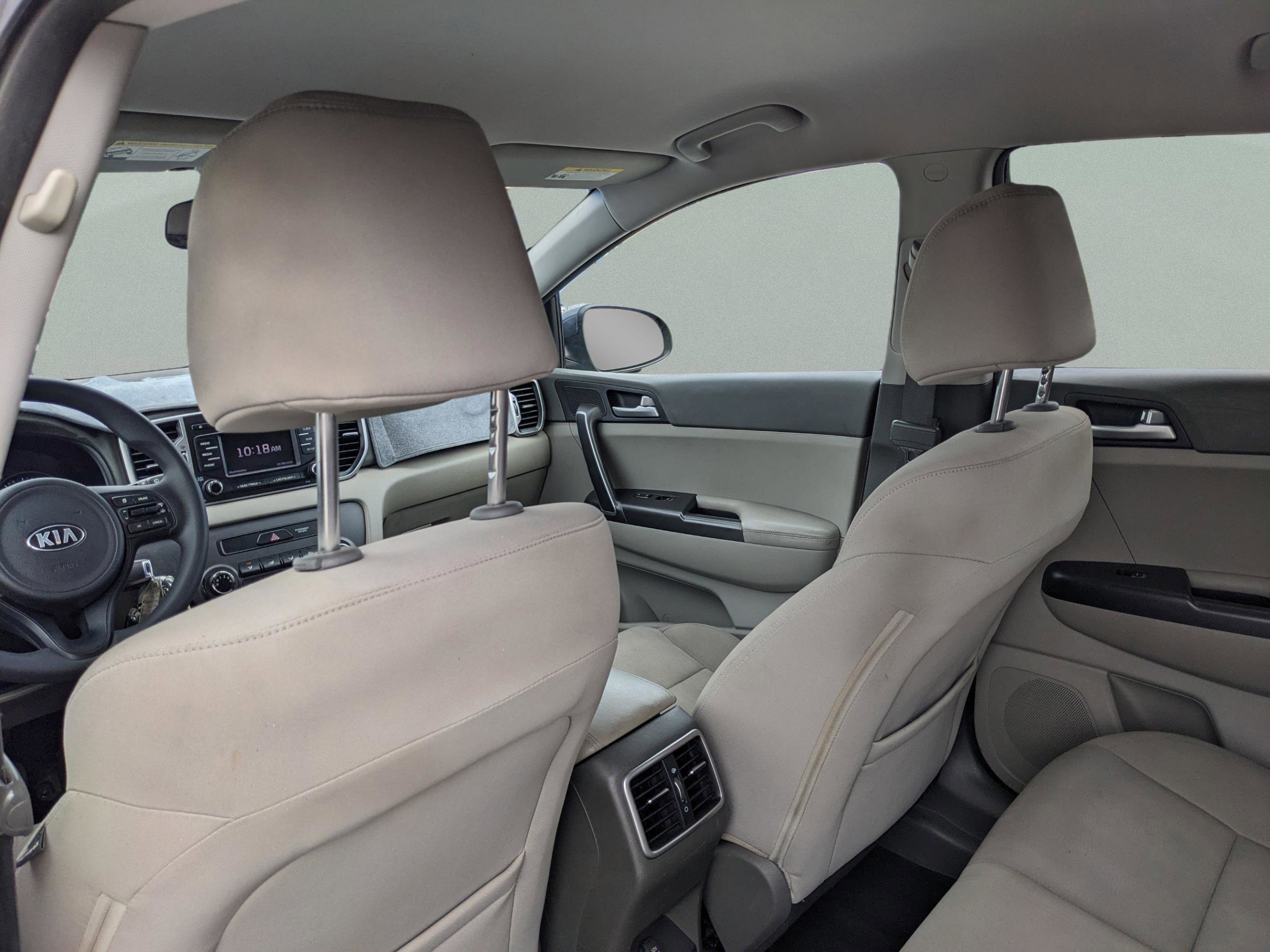 Used 2017 Kia Sportage LX image 17