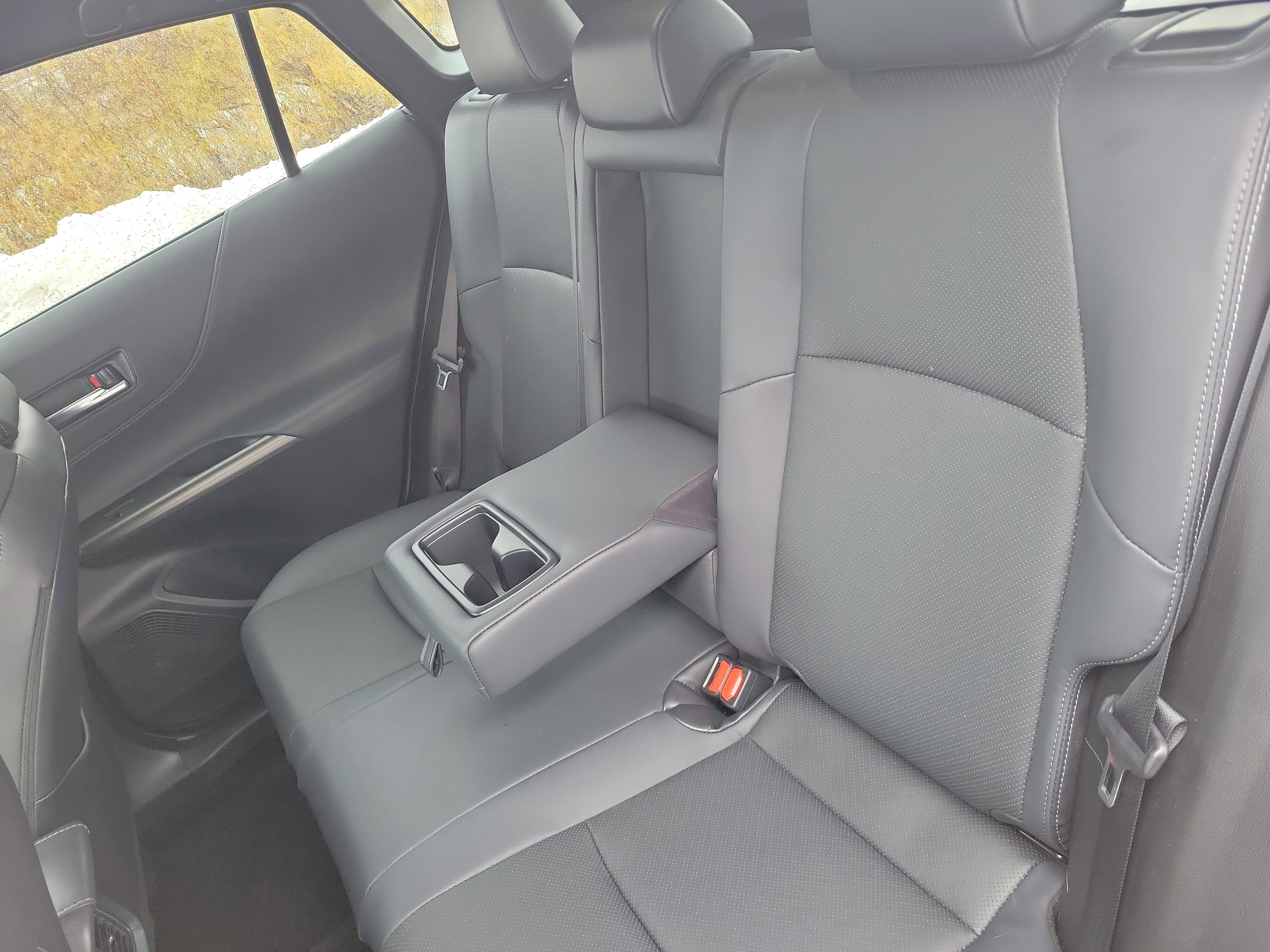 Used 2023 Toyota Venza Limited image 13