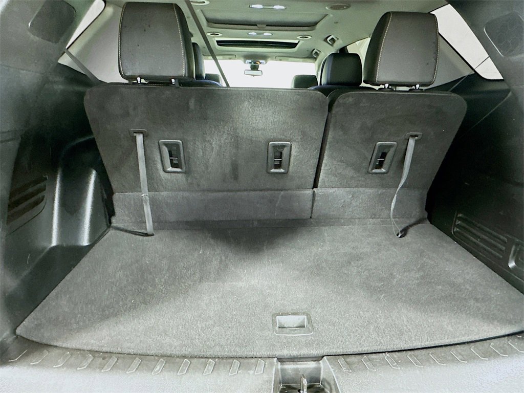 Used 2020 Chevrolet Traverse Premier w/ Redline Edition image 28