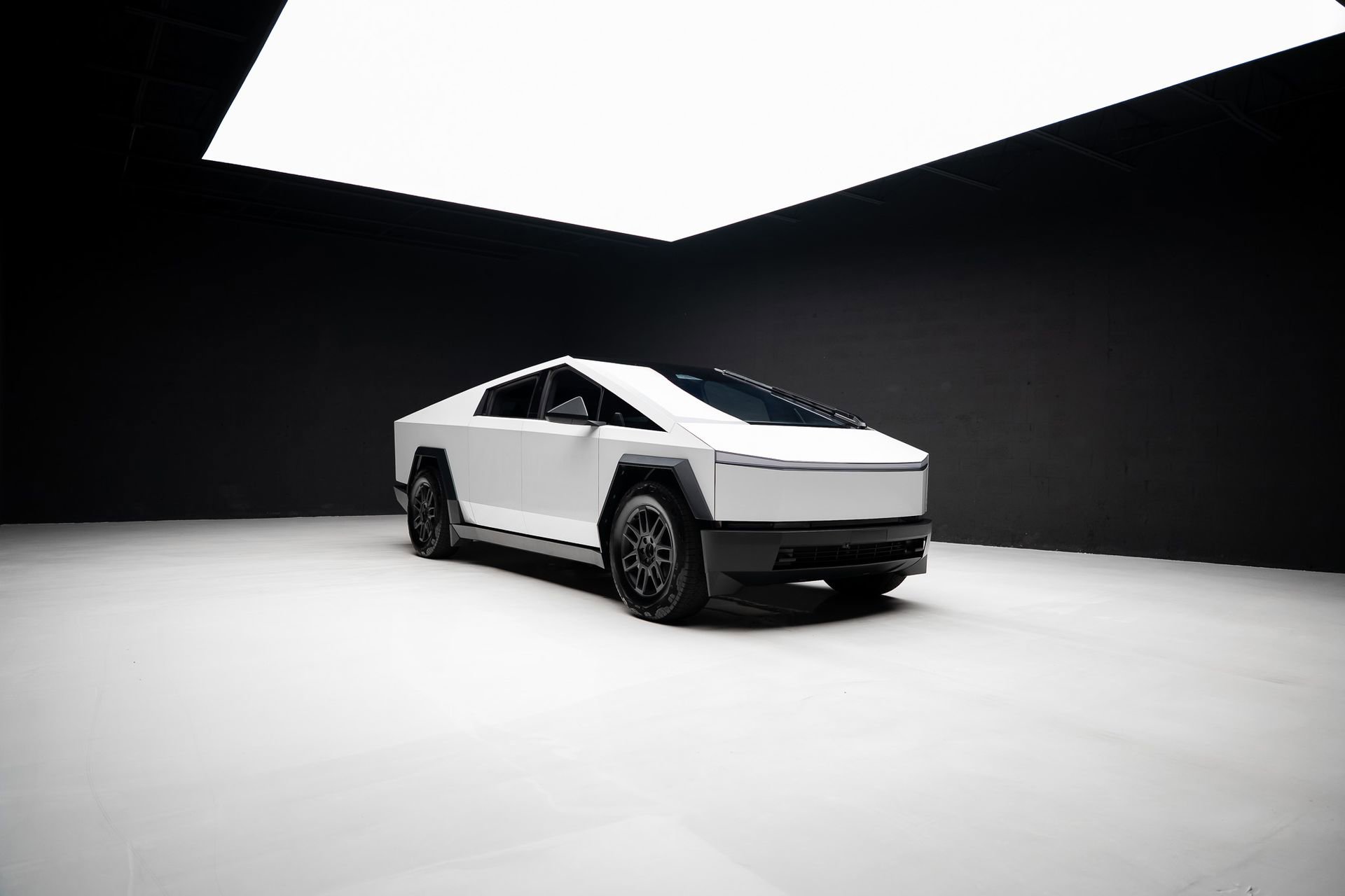 Used 2025 Tesla Cybertruck Cyberbeast AWD/4WD image 71