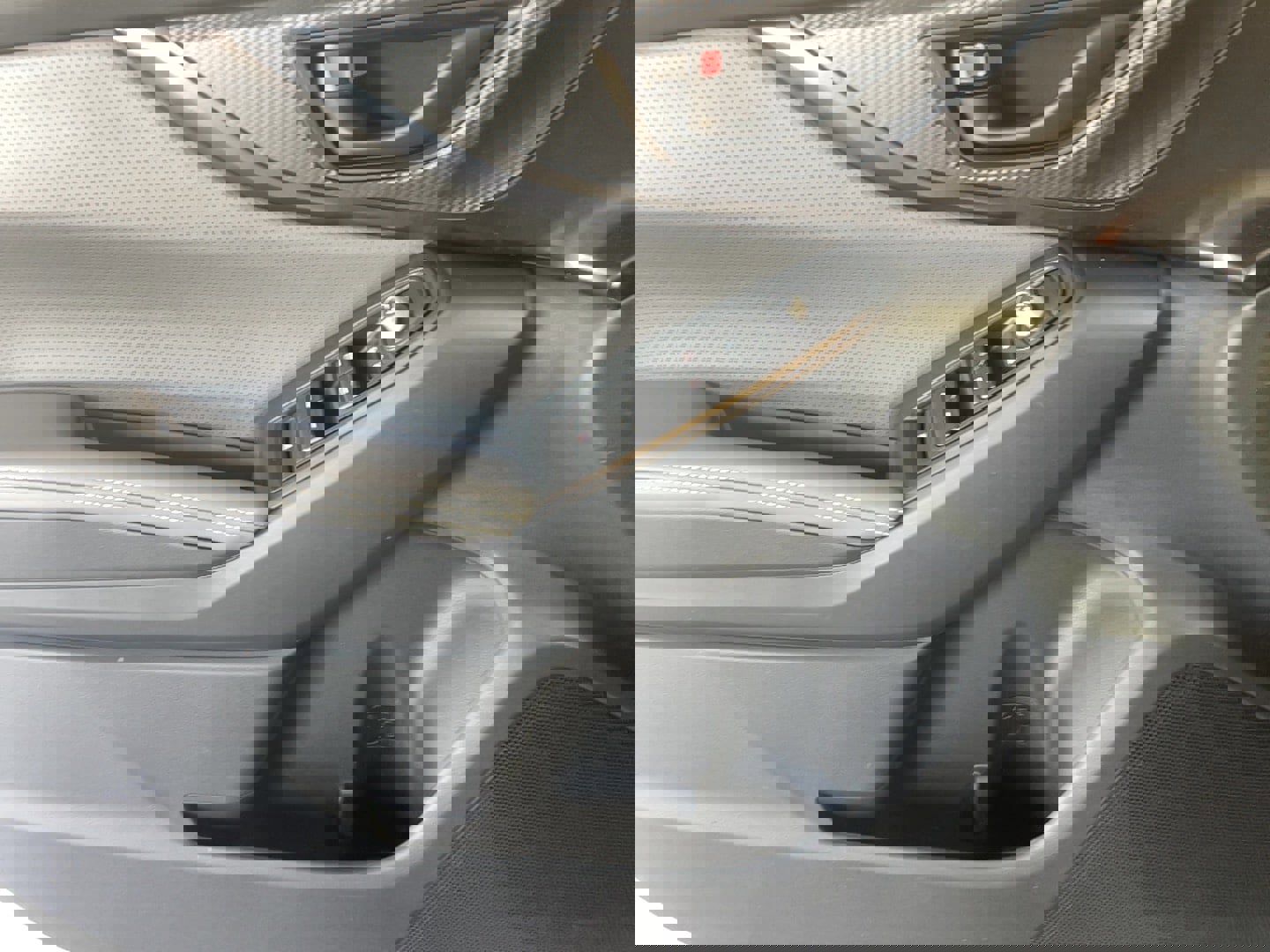 Used 2022 Subaru Crosstrek 2.5i Sport w/ Moonroof Package image 17