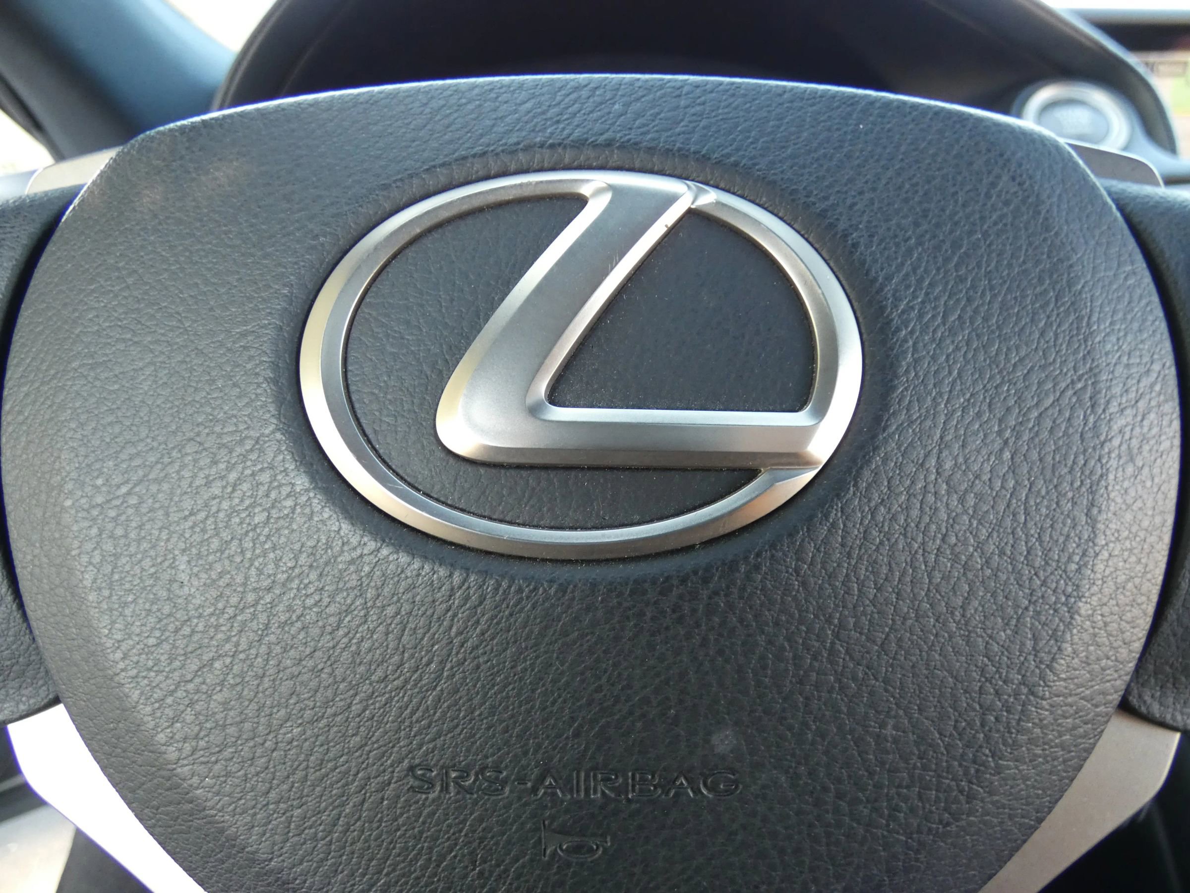 Used 2017 Lexus RC 200t image 66