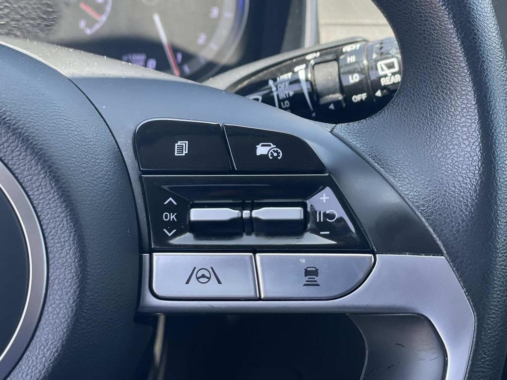 Certified 2024 Hyundai Tucson SEL FWD image 9