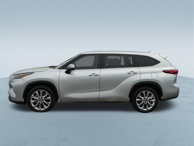 Used 2020 Toyota Highlander Limited FWD image 4