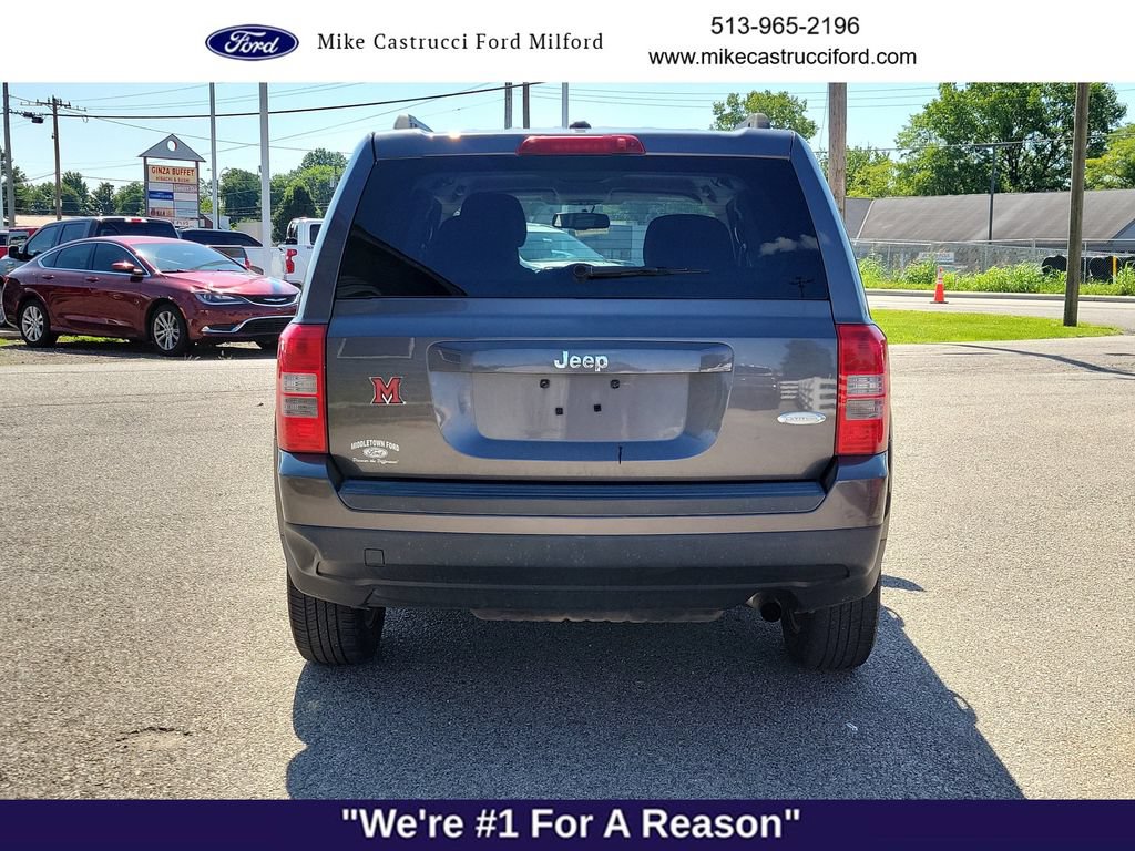 Used 2015 Jeep Patriot Latitude FWD image 4