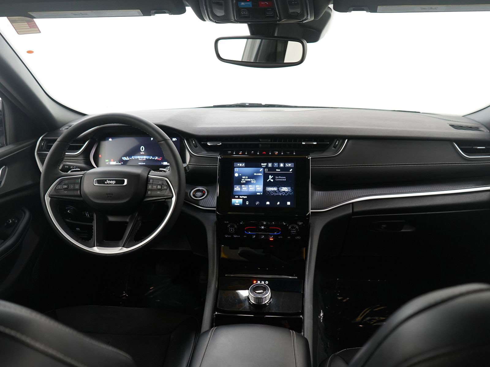 Used 2023 Jeep Grand Cherokee Altitude image 14