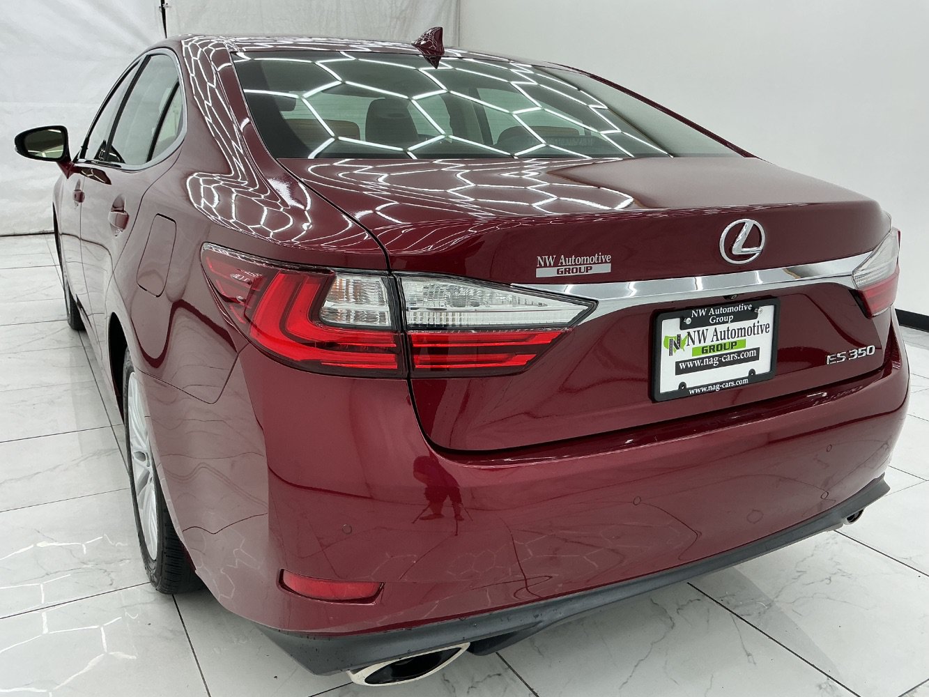 Used 2017 Lexus ES 350 w/ Premium Package FWD image 9
