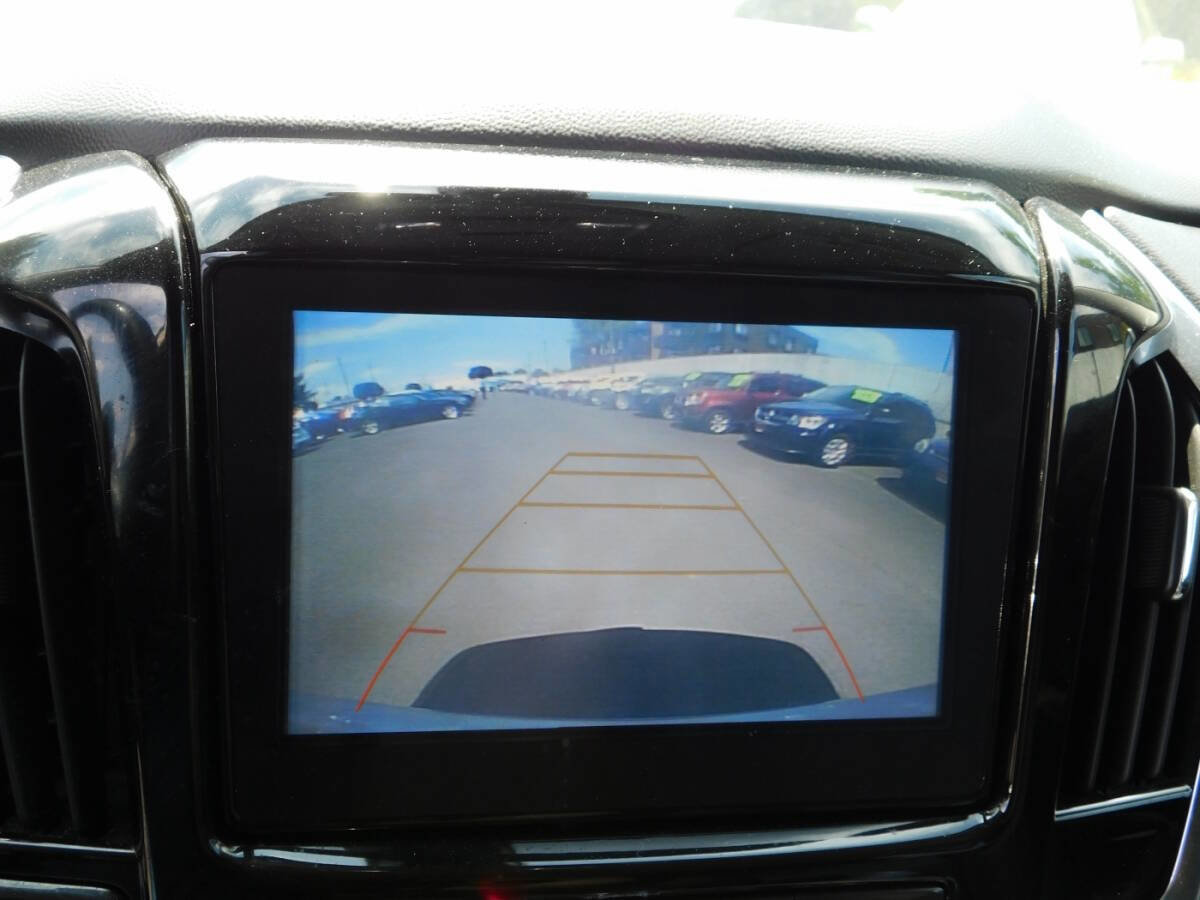 Used 2019 Chevrolet Traverse LT w/ LPO, Floor Liner Package image 19