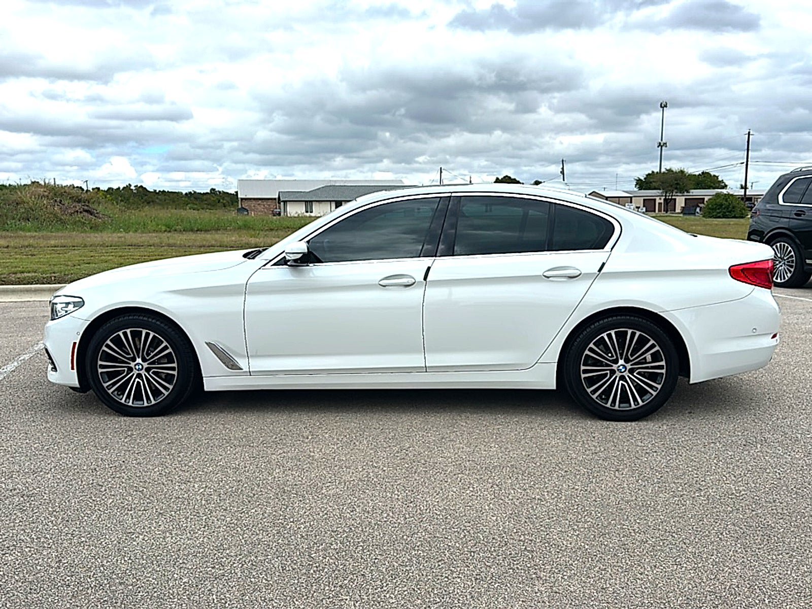 Used 2019 BMW 530i w/ Convenience Package RWD image 5
