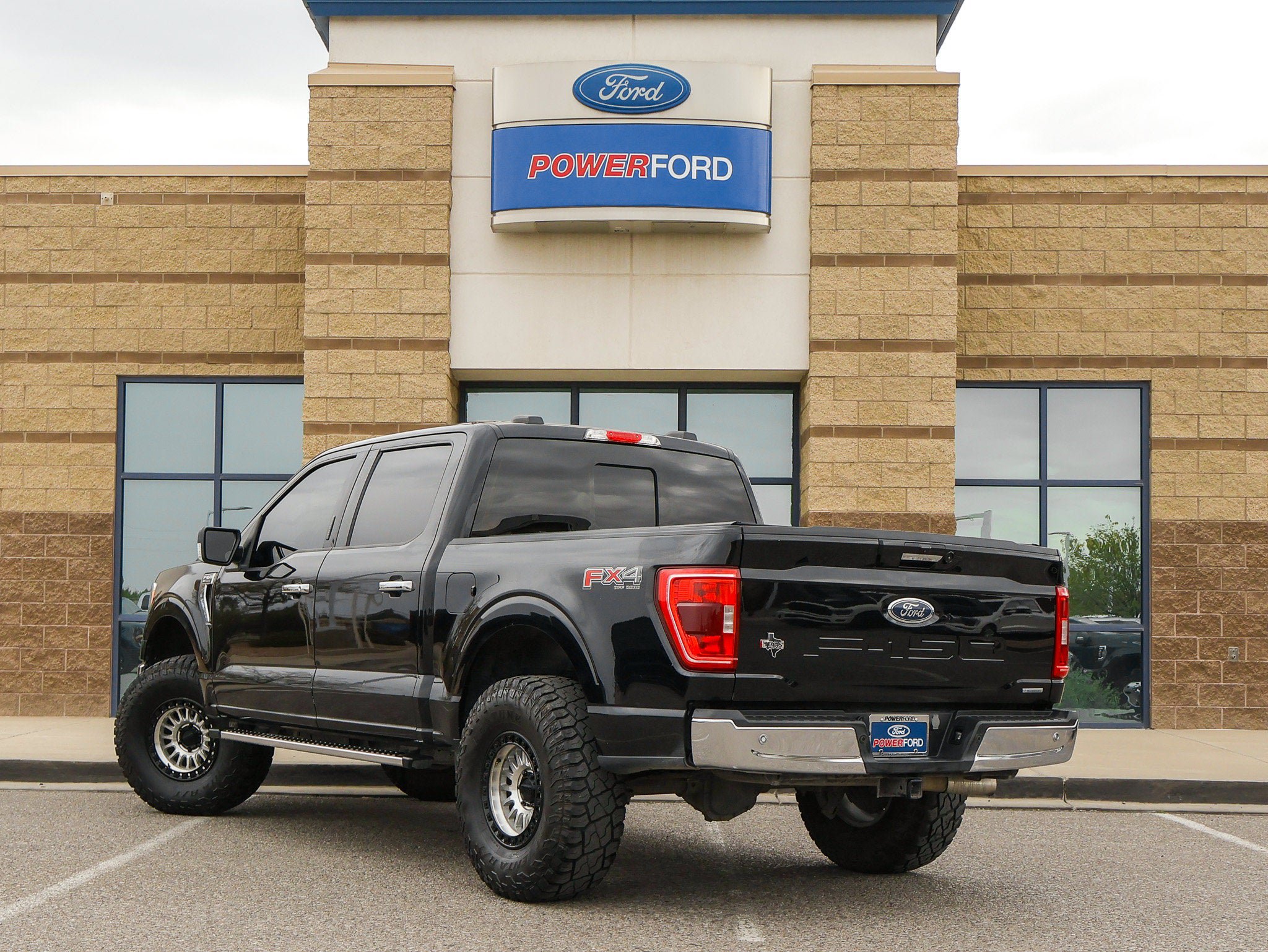 Used 2023 Ford F150 XLT w/ Equipment Group 302A High AWD/4WD image 8