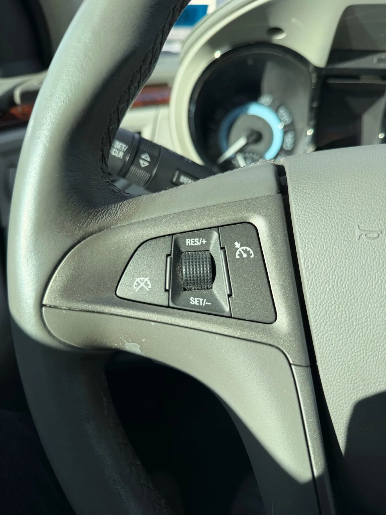 Used 2013 Buick LaCrosse Leather image 19