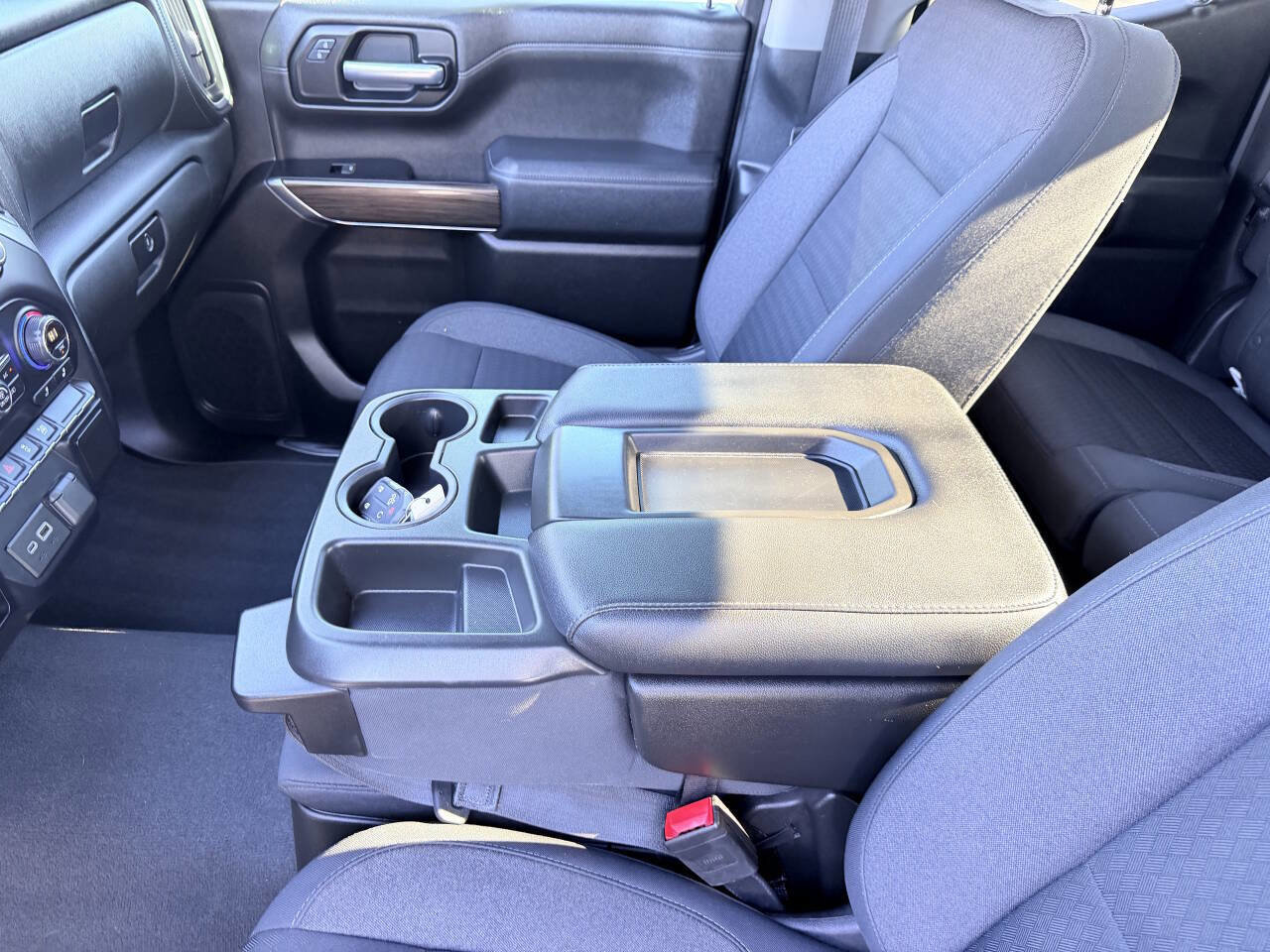 Used 2019 Chevrolet Silverado 1500 LT w/ All-Star Edition AWD/4WD image 25