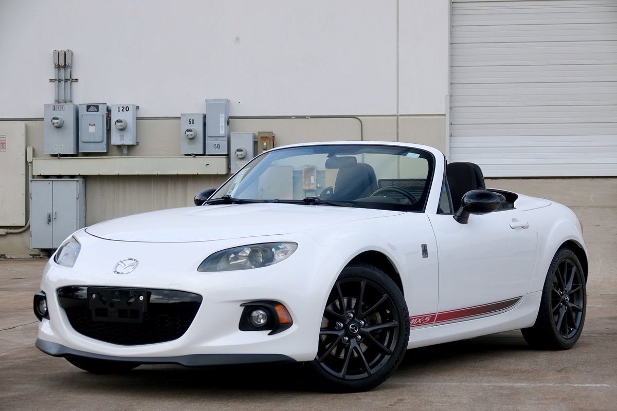 Used 2013 MAZDA MX-5 Miata Club image 2