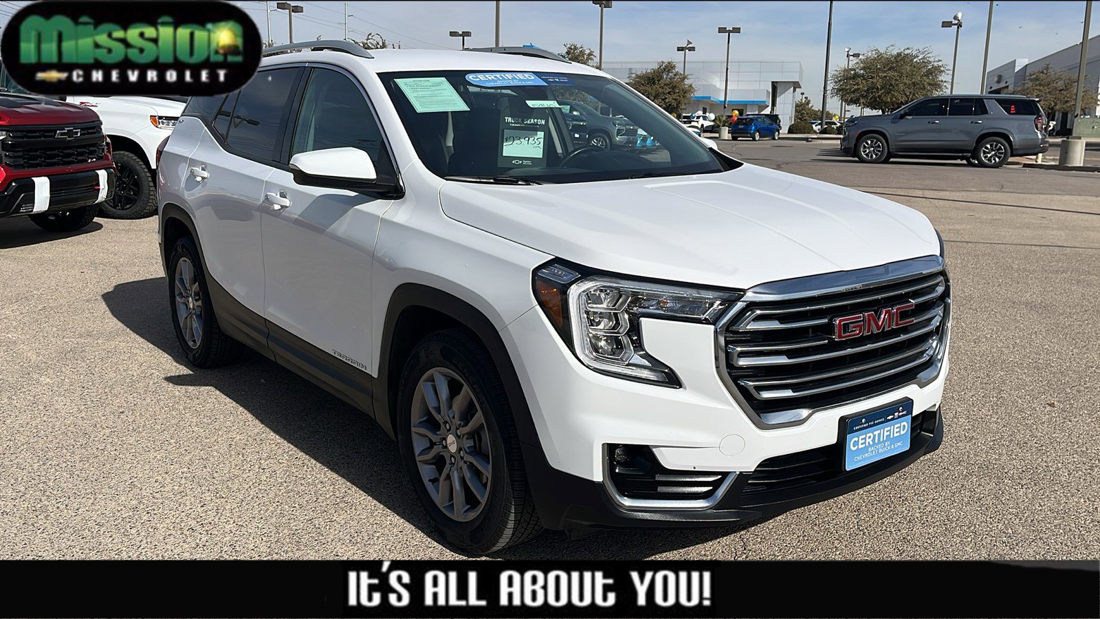 Certified 2024 GMC Terrain SLT image 1