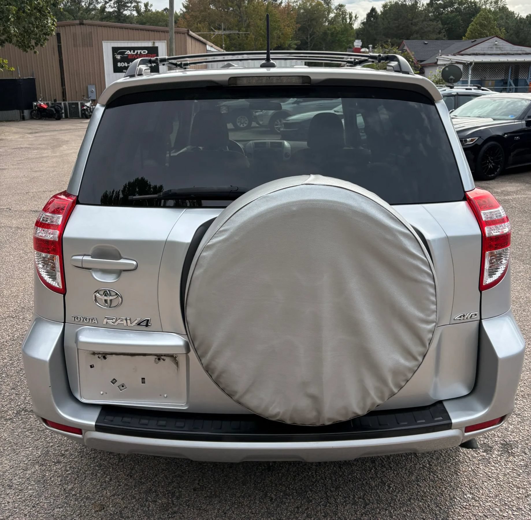 Used 2010 Toyota RAV4 4WD w/ Base L4 Extra Value Pkg image 5