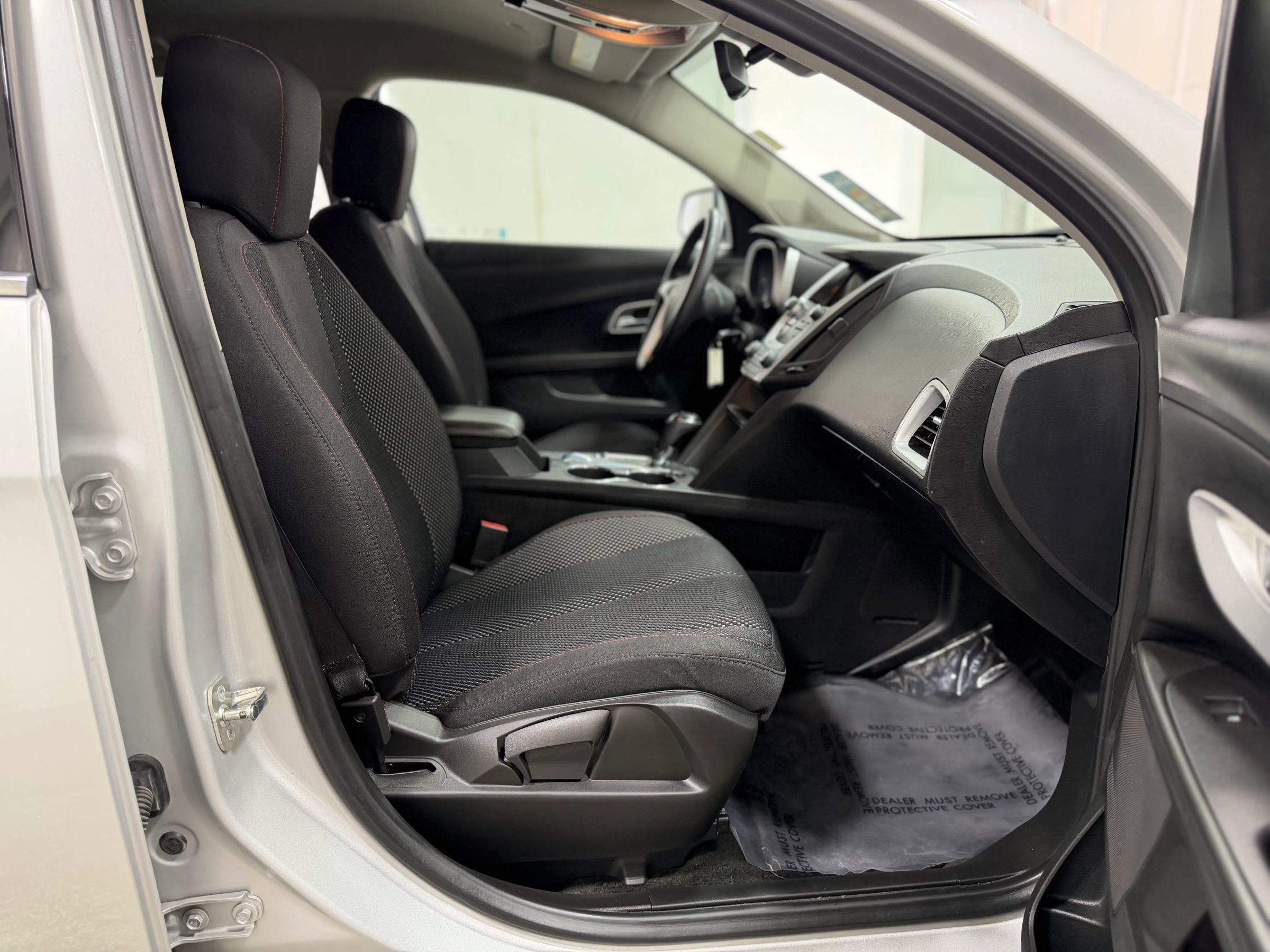 Used 2016 Chevrolet Equinox LT w/ Convenience Package image 26