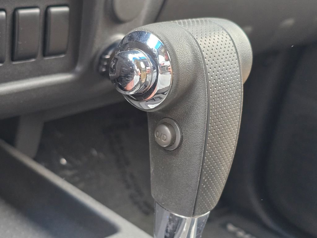 Used 2008 Nissan Xterra S image 34