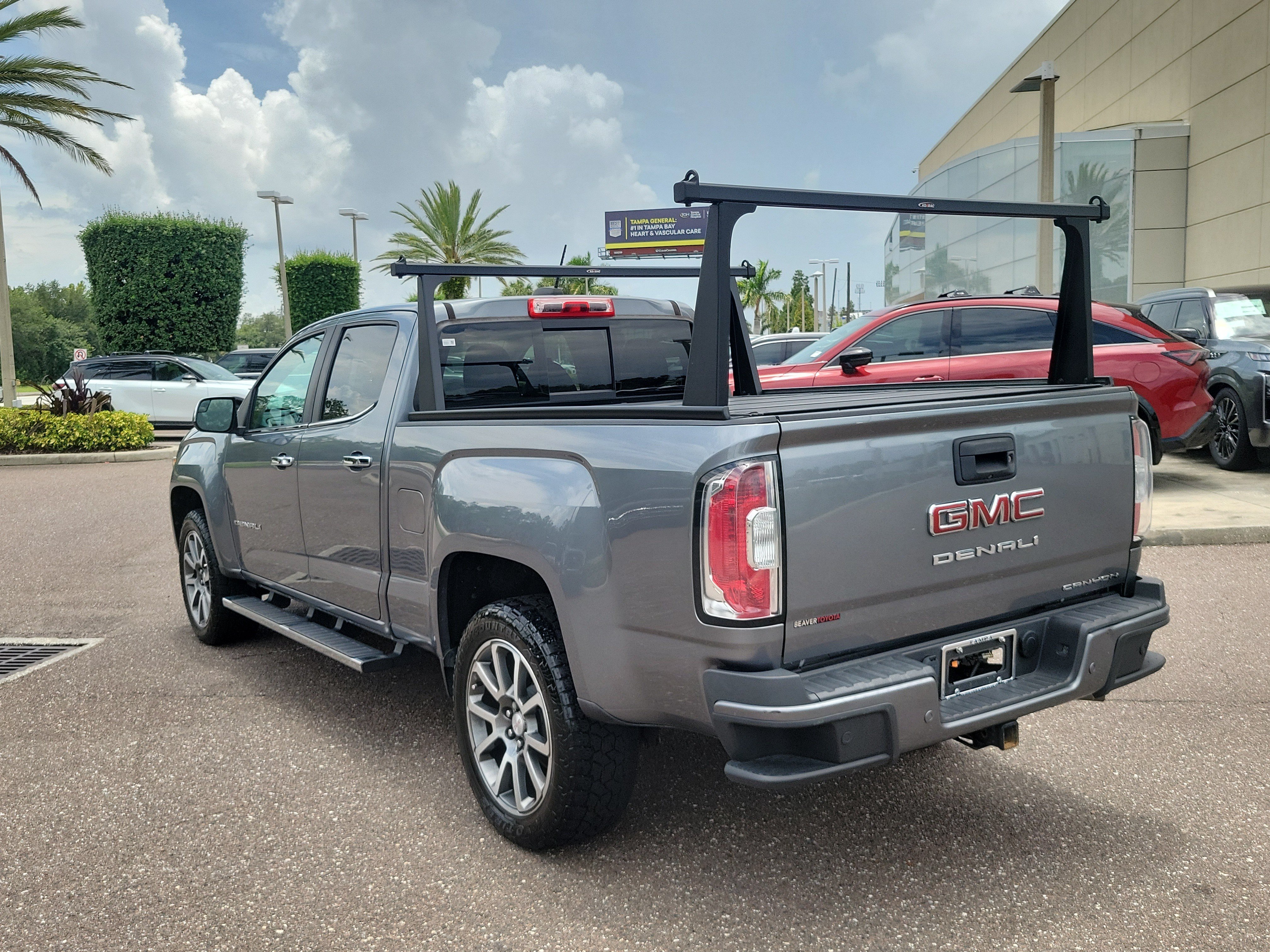 Used 2022 GMC Canyon Denali AWD/4WD image 3