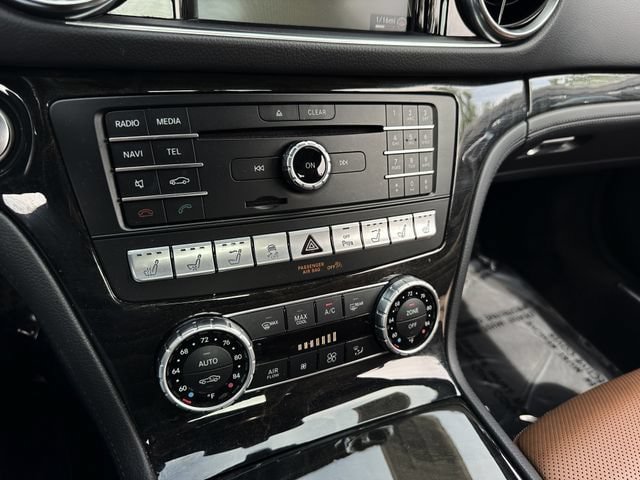 Used 2017 Mercedes-Benz SL 550 image 24
