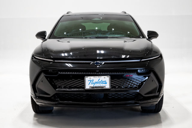 Used 2024 Chevrolet Equinox EV RS FWD image 4