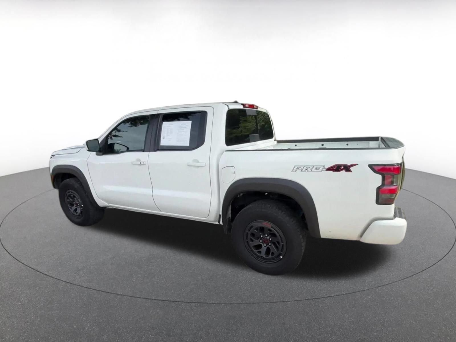 Used 2026 Nissan Frontier PRO-4X AWD/4WD image 8
