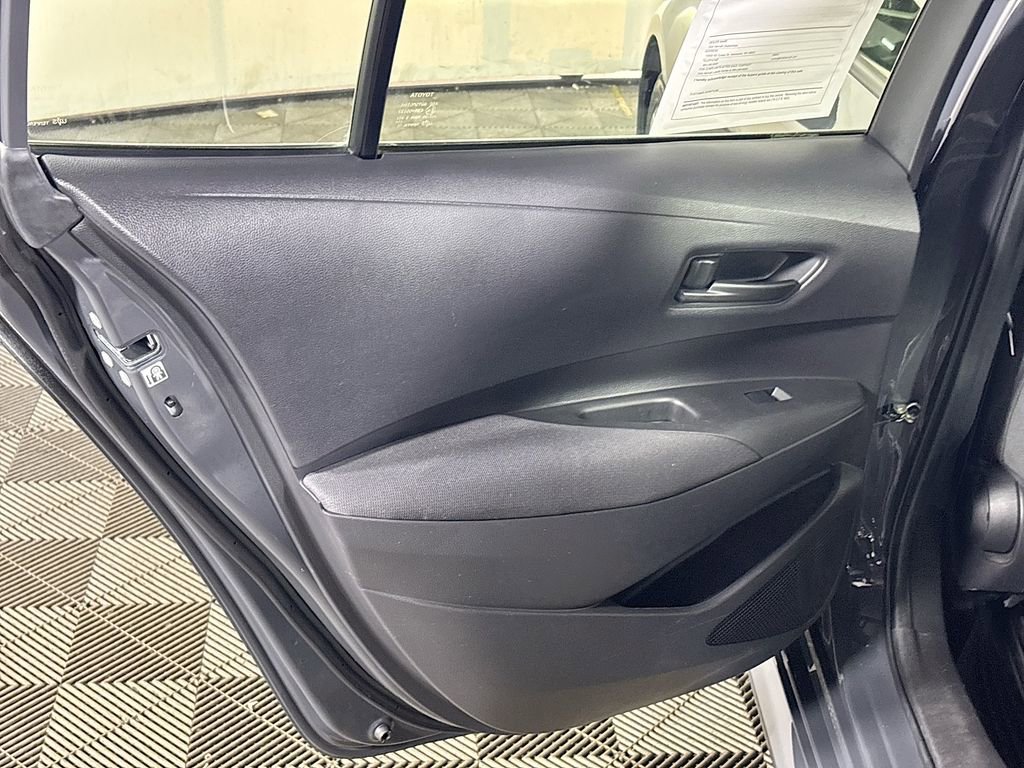 Used 2023 Toyota Corolla LE image 19