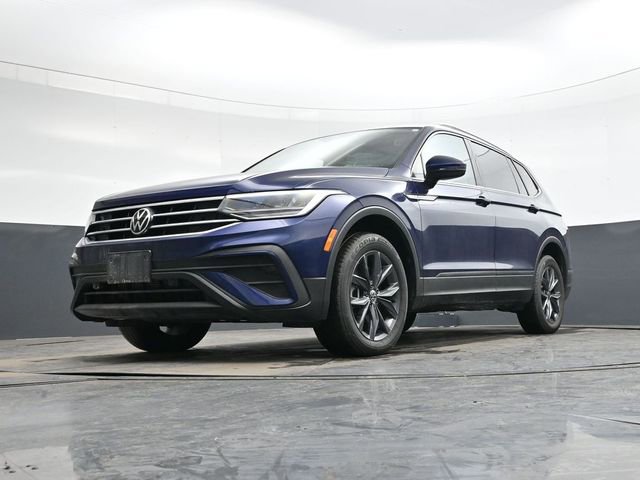 Used 2022 Volkswagen Tiguan SE image 33