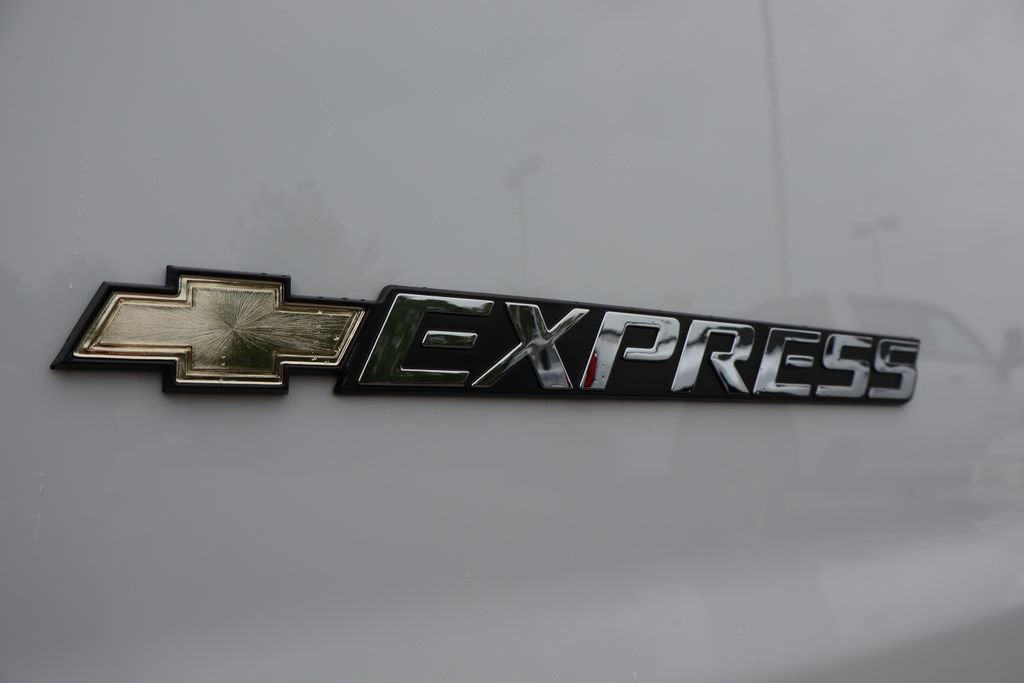 New 2025 Chevrolet Express 2500 w/ Driver Convenience Package image 26