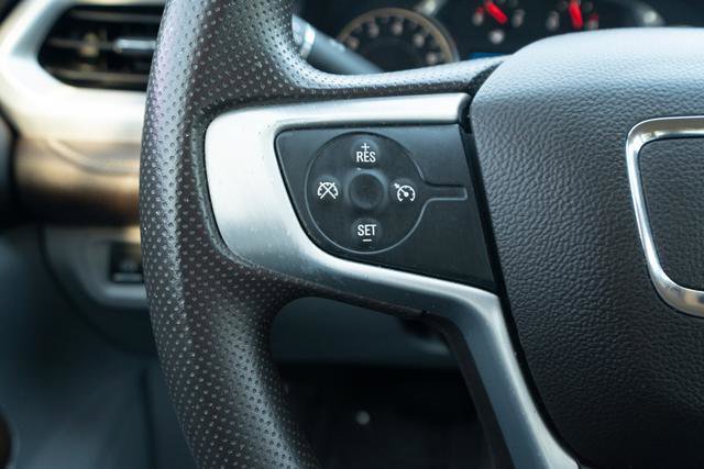 Used 2021 GMC Acadia SLE w/ Driver Convenience Package image 15