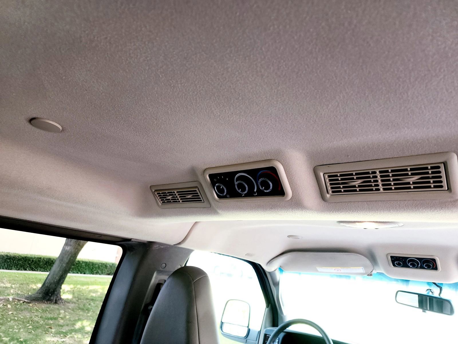 Used 2018 Chevrolet Express 2500 LT w/ LT Preferred Equipment Group image 35