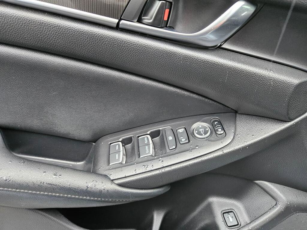 Used 2021 Honda Accord Sport image 23