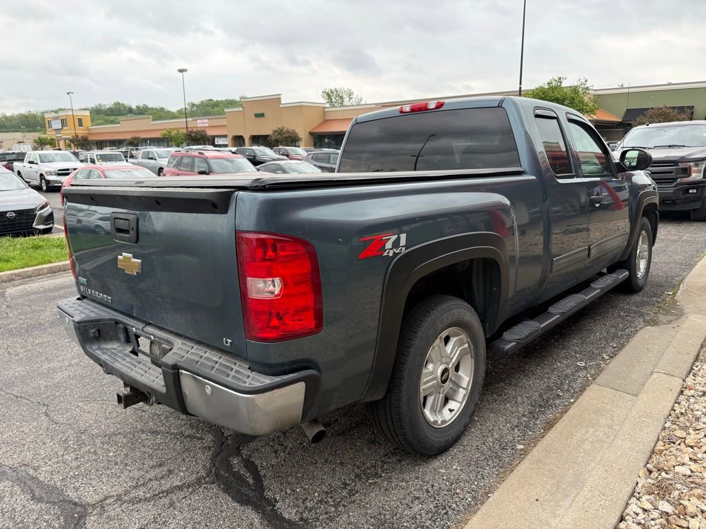 Used 2011 Chevrolet Silverado 1500 LT w/ All-Star Edition AWD/4WD image 6