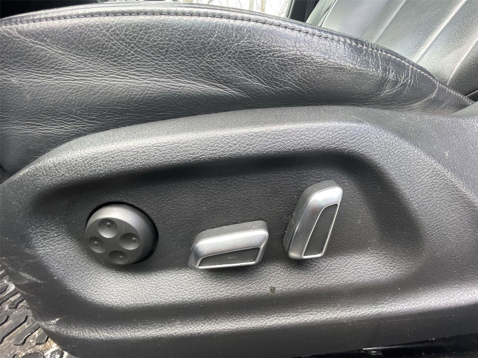 Used 2018 Audi Q3 2.0T Premium image 13