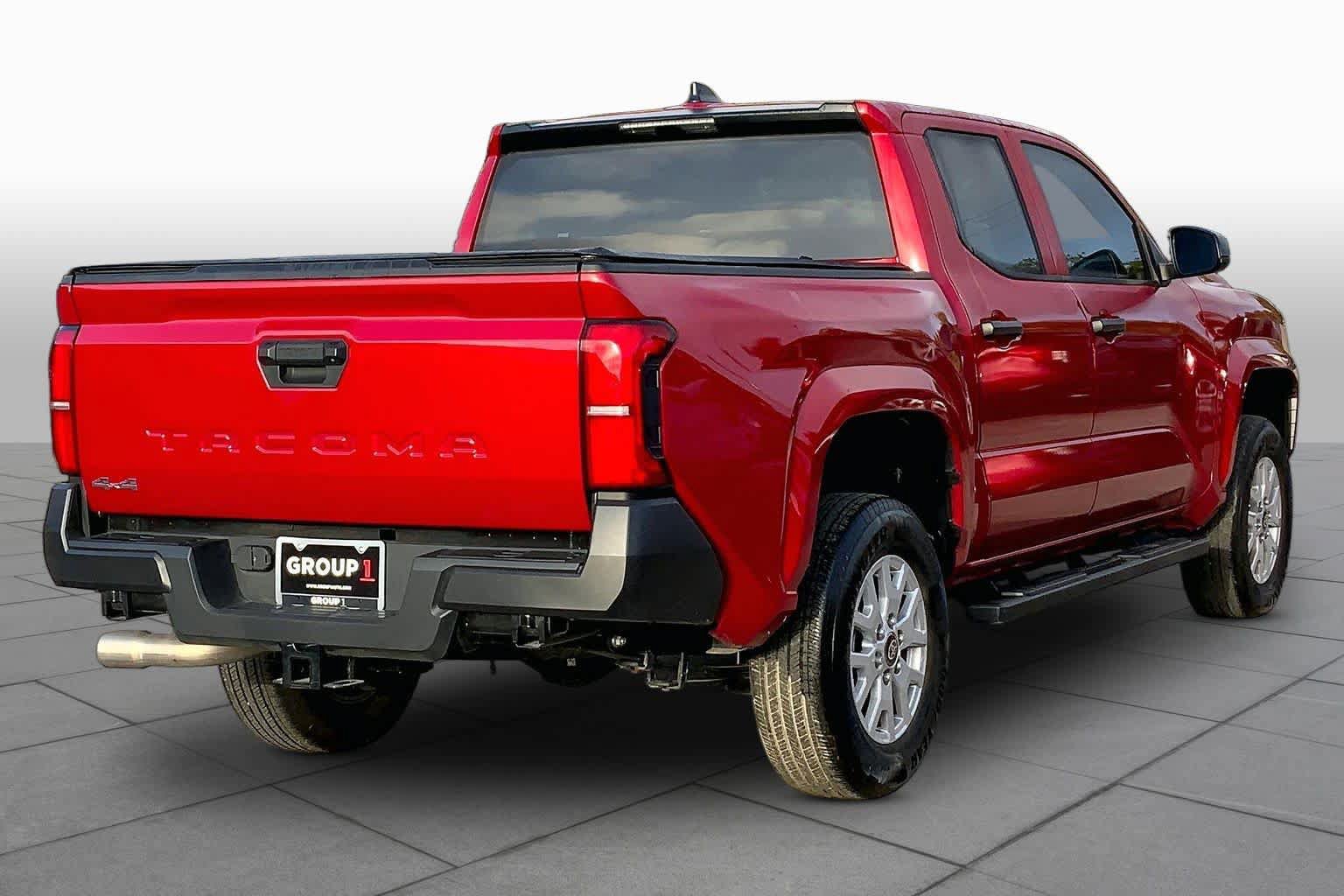 Used 2025 Toyota Tacoma SR AWD/4WD image 12