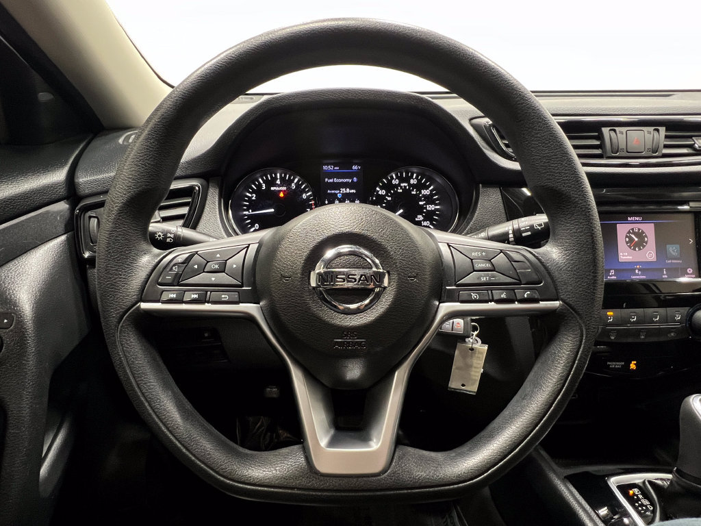 Used 2018 Nissan Rogue S AWD/4WD image 20