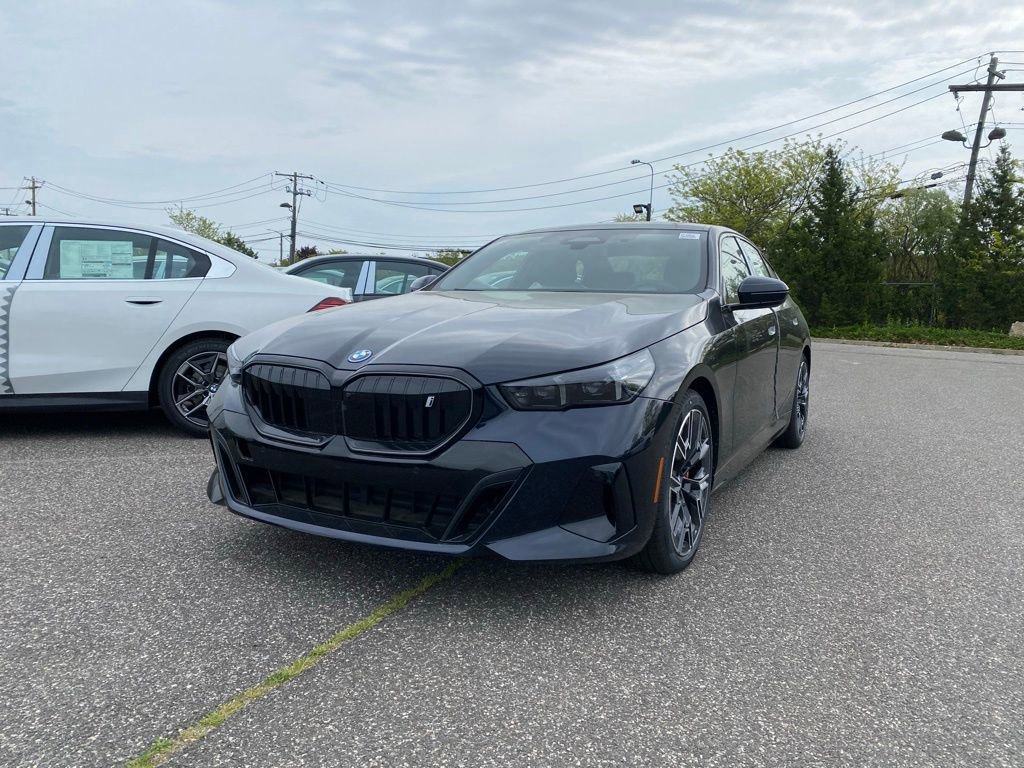New 2026 BMW i5 eDrive40 w/ M Sport Package AWD/4WD image 1