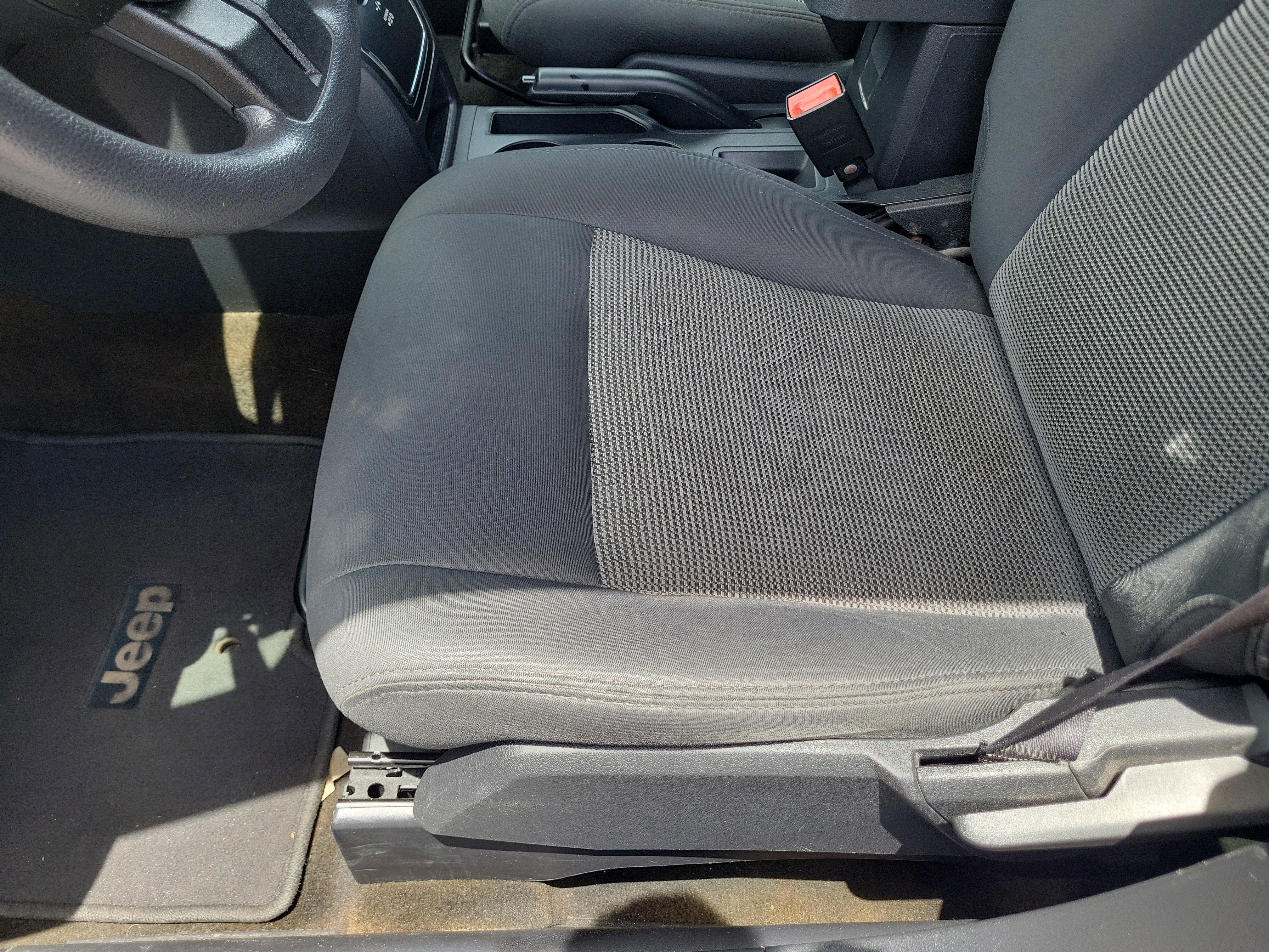 Used 2016 Jeep Compass Sport w/ Power Value Group FWD image 24