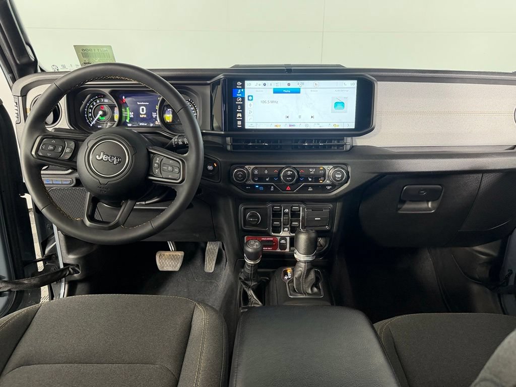 Used 2024 Jeep Wrangler Unlimited AWD/4WD image 16