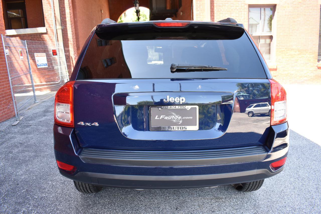Used 2012 Jeep Compass Sport AWD/4WD image 4