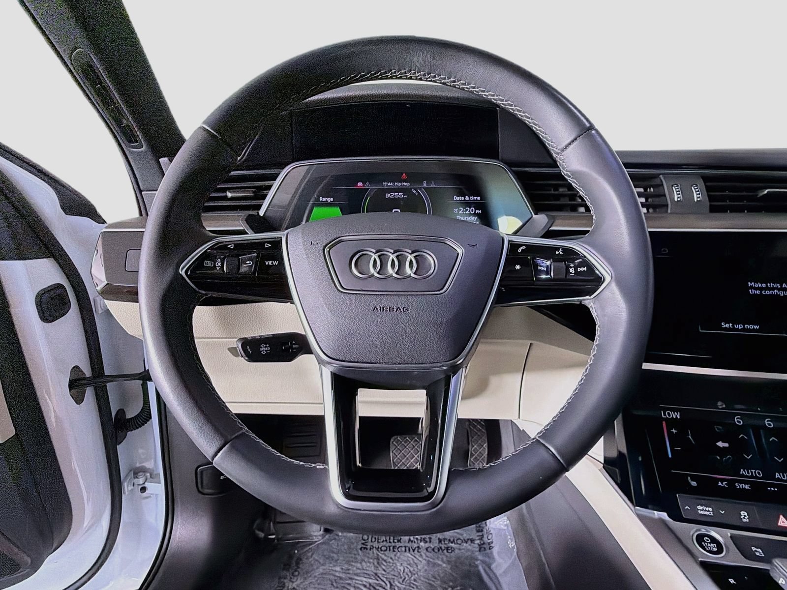 Certified 2024 Audi Q8 e-tron Premium AWD/4WD image 11