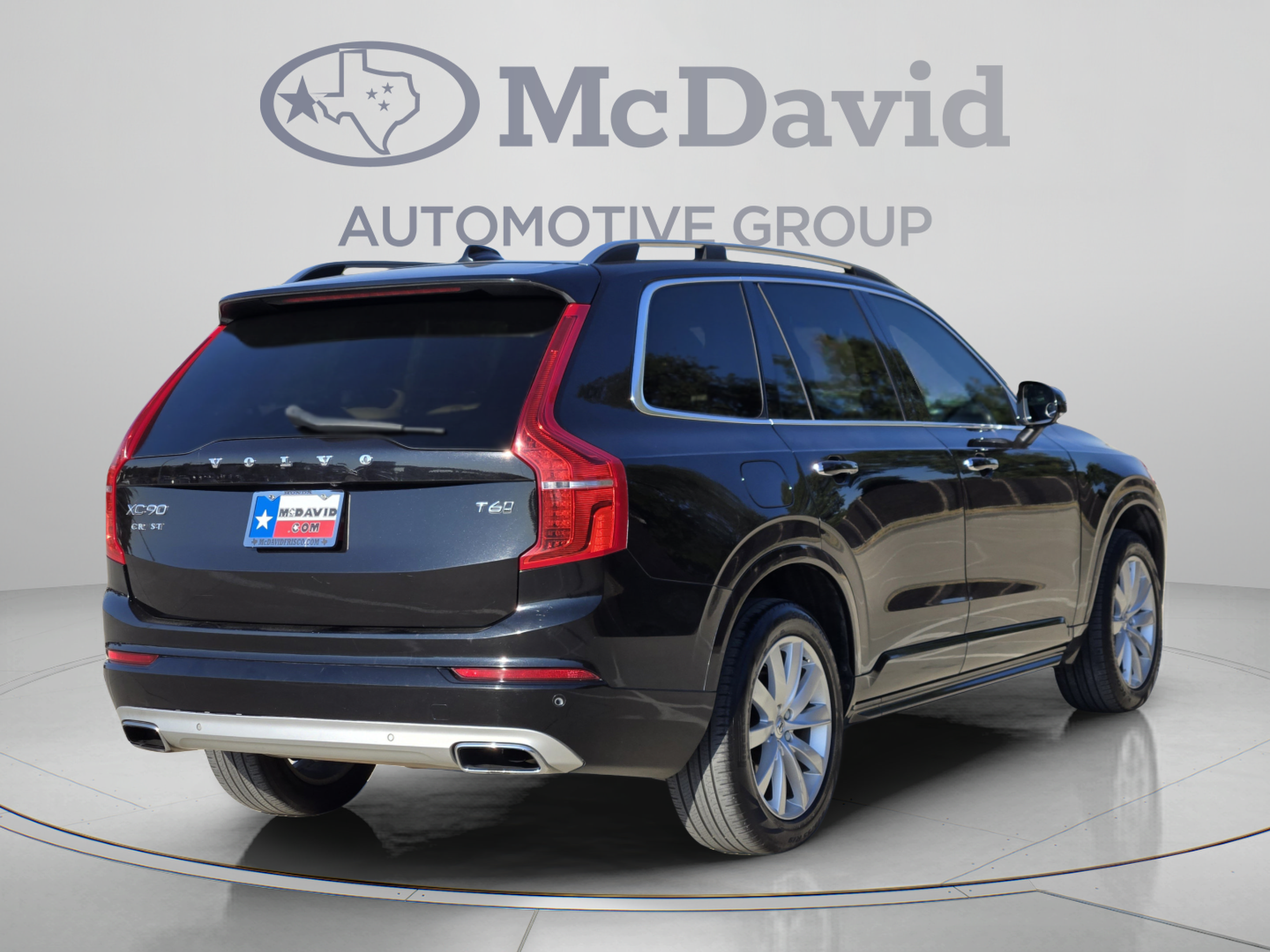Used 2016 Volvo XC90 T6 Momentum w/ Momentum Plus Package AWD/4WD image 6