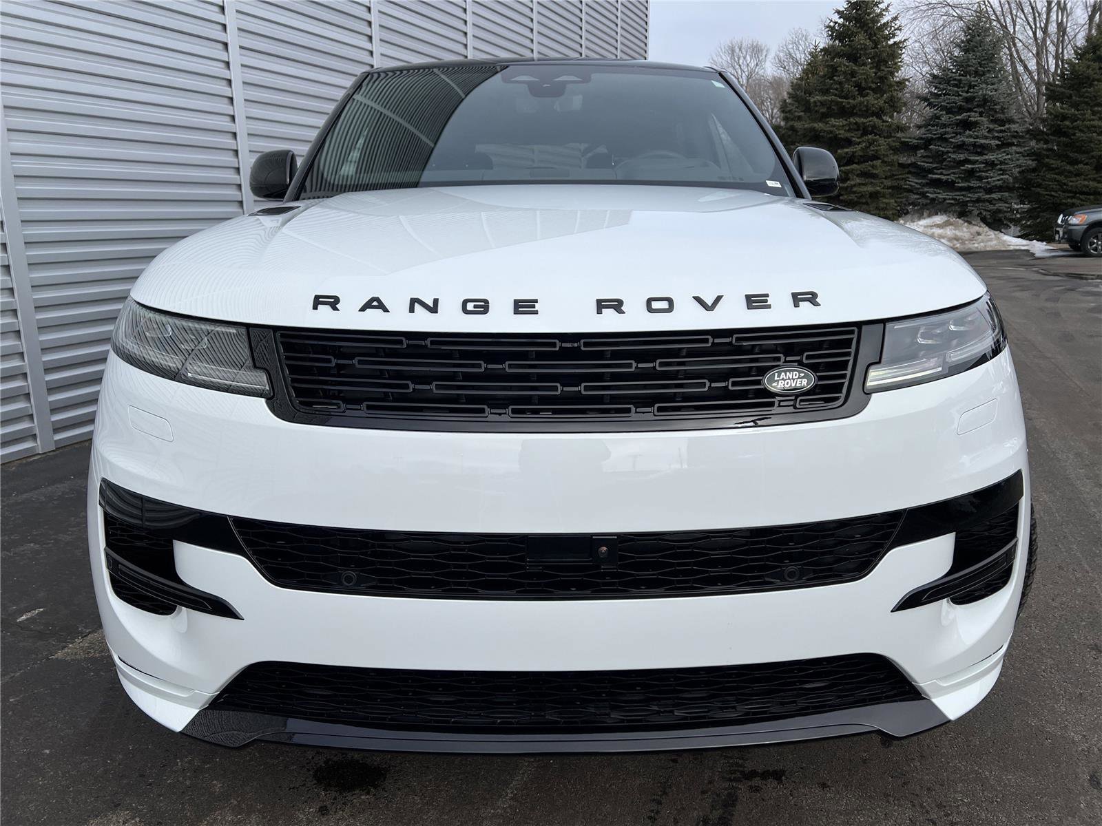 New 2026 Land Rover Range Rover Sport Dynamic SE AWD/4WD image 4