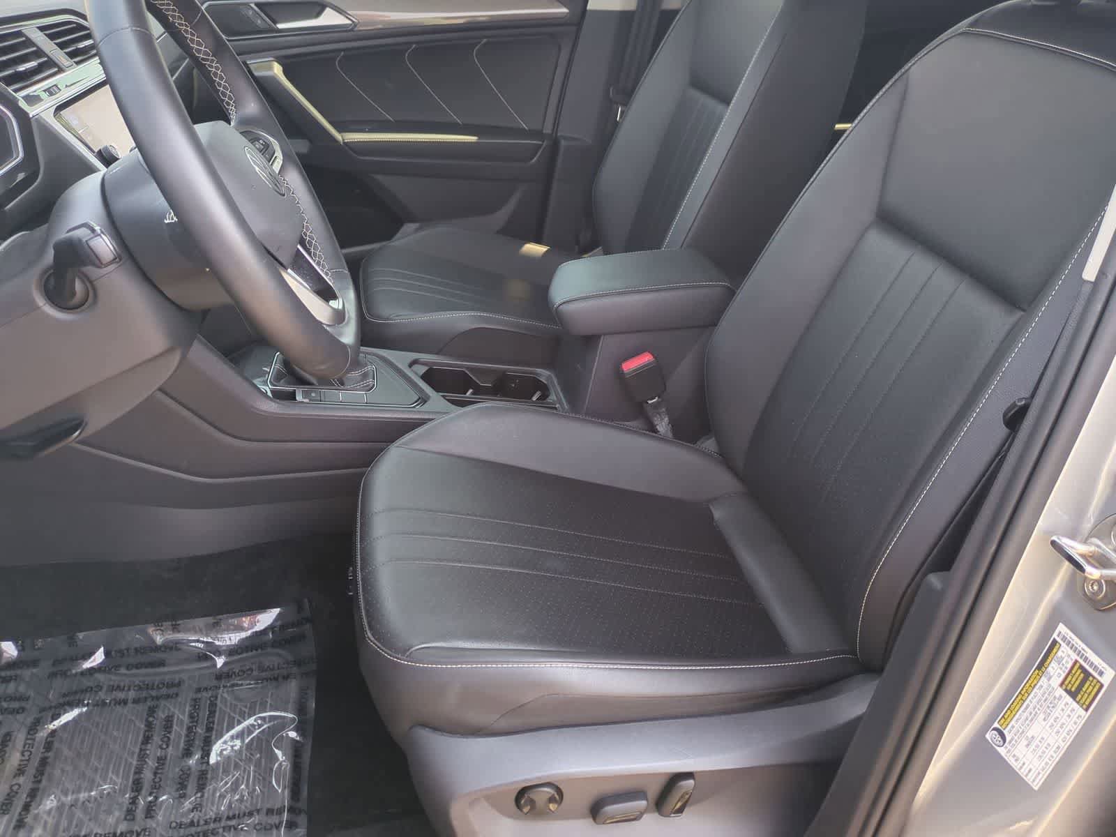 Used 2022 Volkswagen Tiguan SE FWD image 15