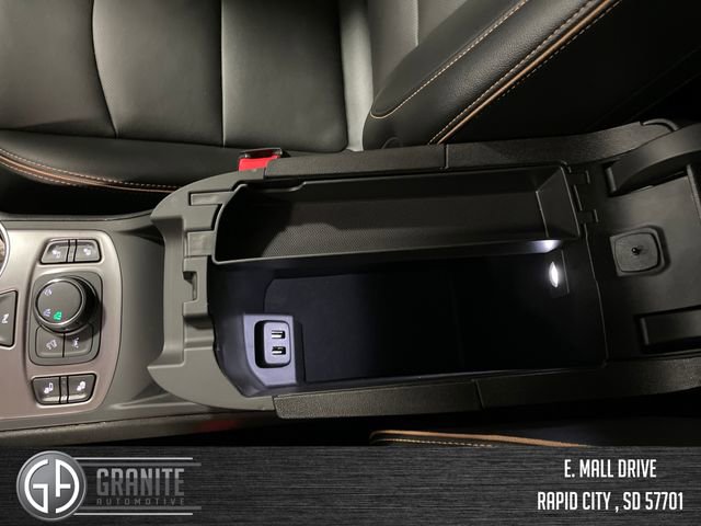 Used 2024 GMC Terrain AT4 w/ Tech Package image 26