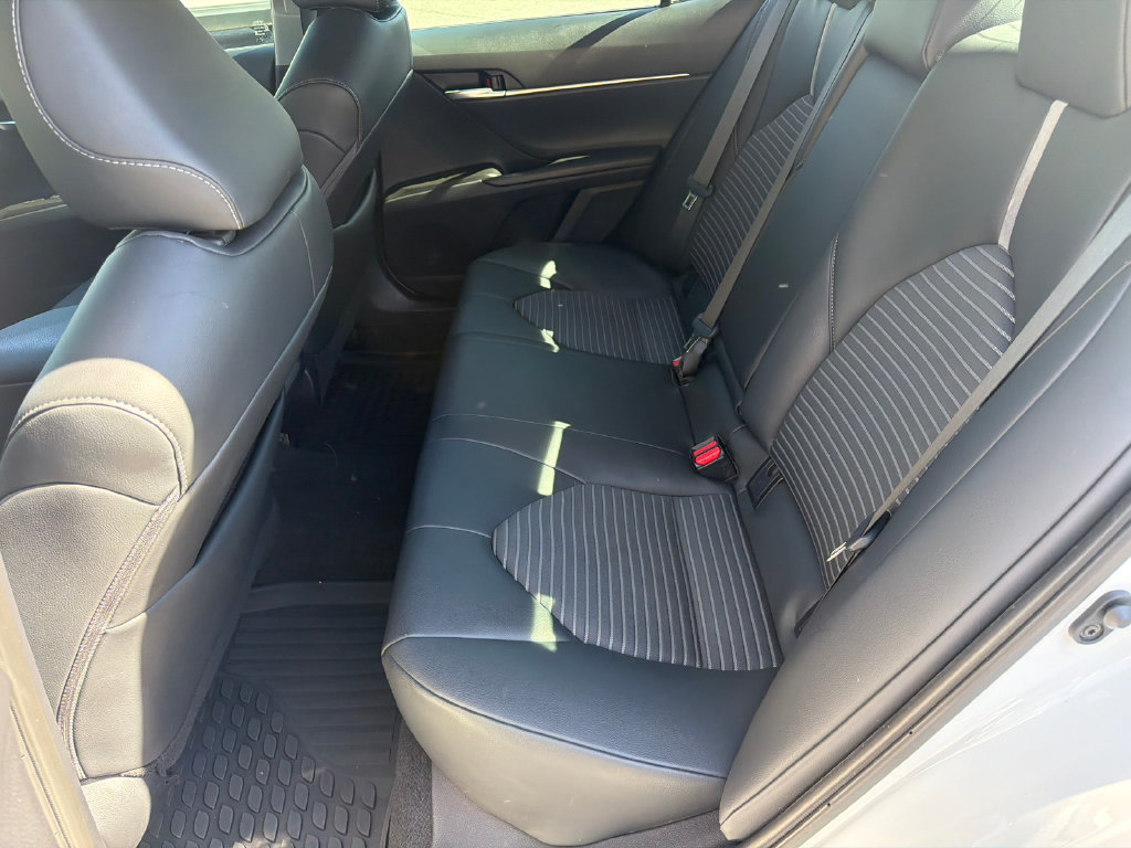 Used 2024 Toyota Camry SE FWD image 20