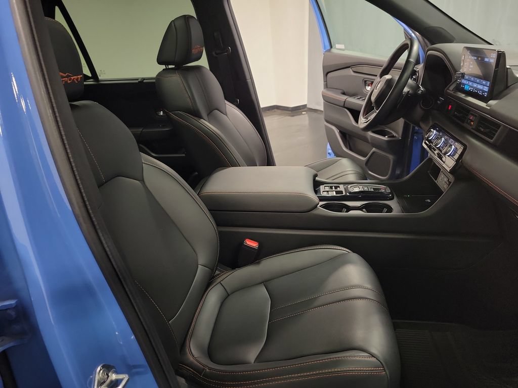 Used 2024 Honda Pilot TrailSport image 25