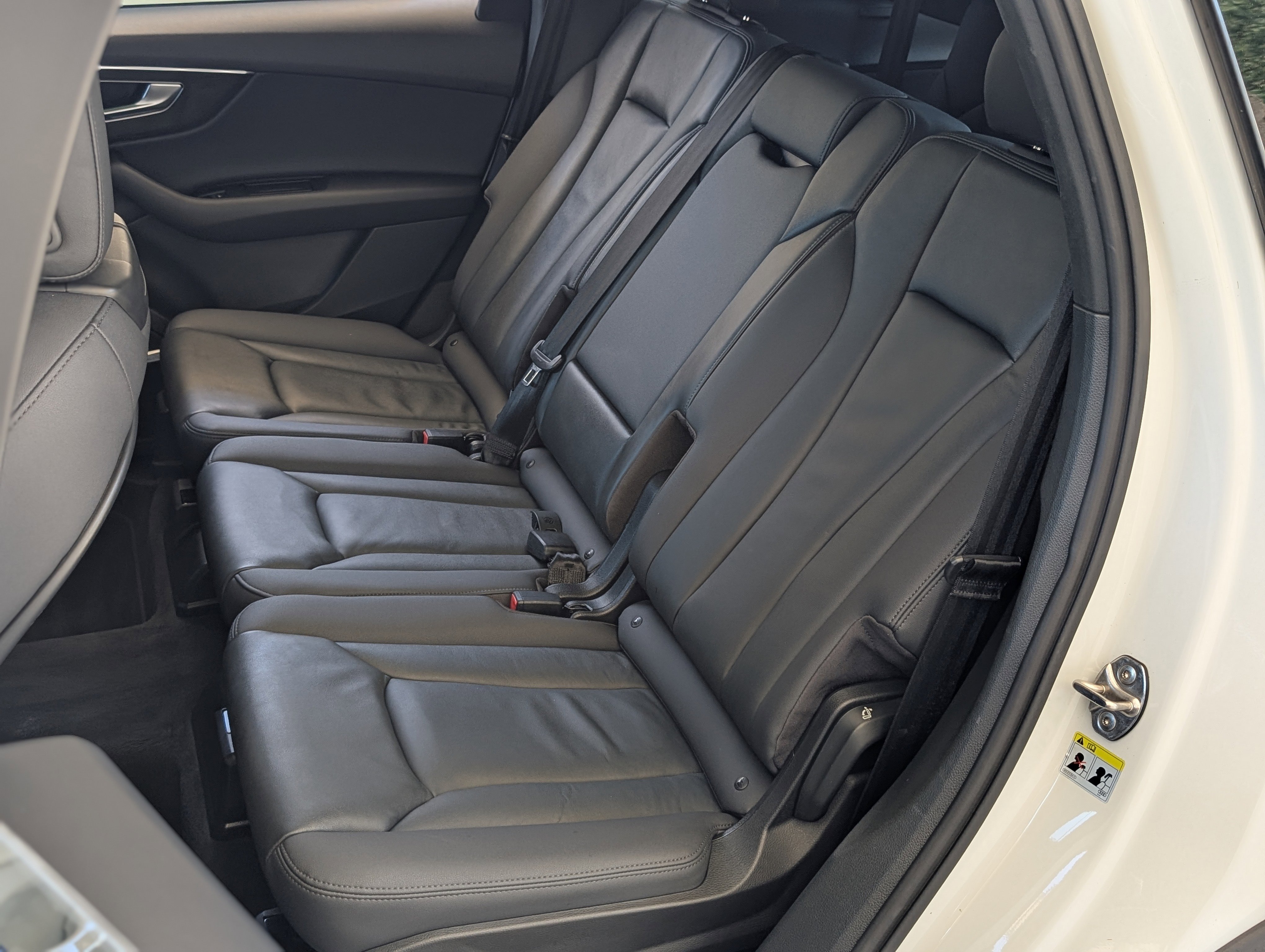 Used 2022 Audi Q7 3.0T Premium Plus w/ Premium Plus Package AWD/4WD image 18